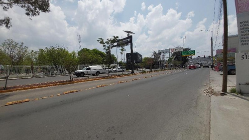 Imagen 10 de 10 de Local Comercial En Planta Baja Frente A La Uteq Al Norte De Querétaro.