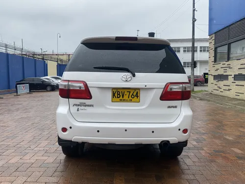 Toyota Fortuner 2.7l 4x4