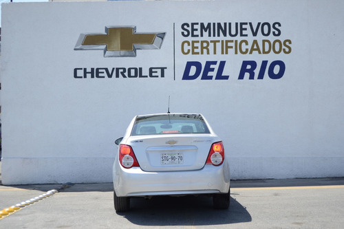 Imagen 4 de 15 de Chevrolet Sonic Ltz 2016 Plata
