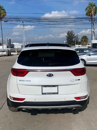 Imagen 10 de 15 de Kia Sportage 2018 5p Sxl, Ta Qcp Gps 2wd Hid-xenon Ra-19