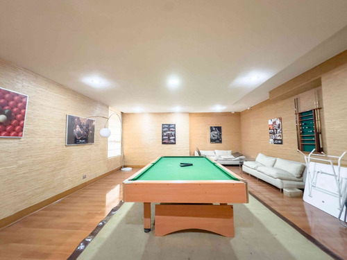 Modern Furnished Flat, 3 Bedrooms, Next To Militares Riesco