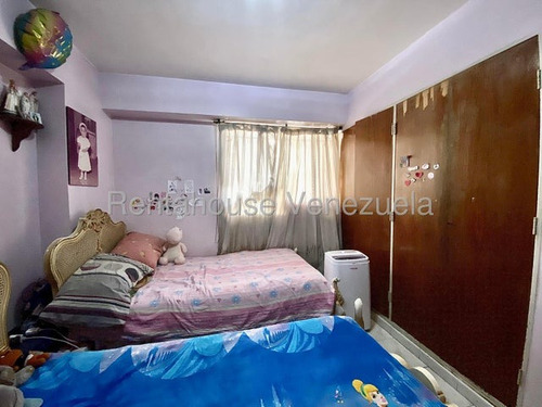 Apartamento En Venta Montalban Iii Yg 25-23334