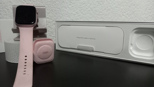 Apple Watch Series Aluminio 9 45mm. Light Pink (usado) Rosa Claro Sport Rosa Claro (Usado)