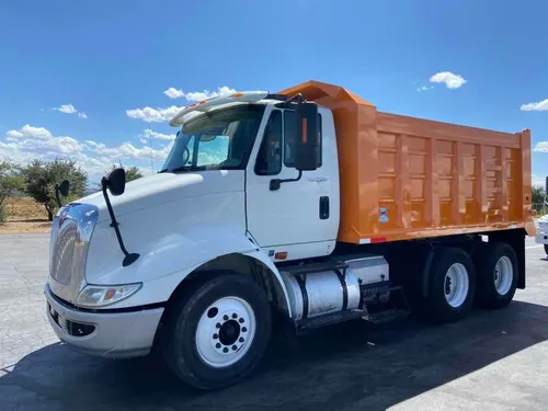 comprar Camión Volteo 14 Mts