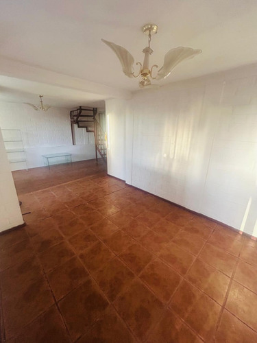 Se Arrienda Amplia Casa Familiar 4d,2b Metro Sotero Del Rio
