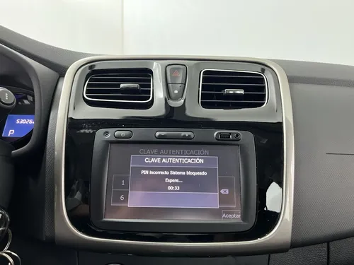 Renault Logan INTENS 1.6 AUT