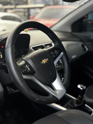 Chevrolet Onix 1.4 Ltz 5 p