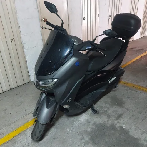Yamaha N-max Connect