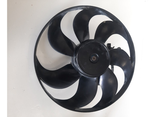 Motoventilador Grande Derecho Vw Jetta Clásico 08-16