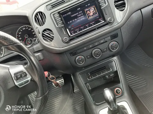 Volkswagen Tiguan 2.0 R-line At