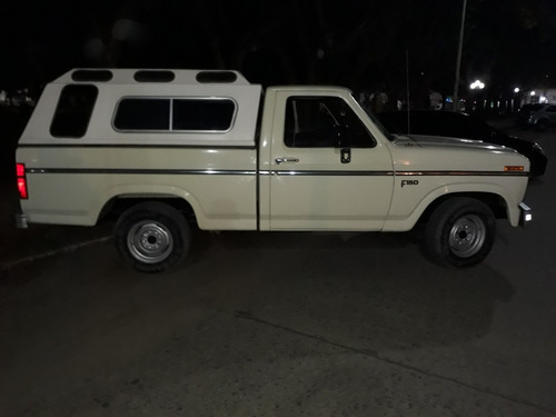 Ford F-150 De Lujo
