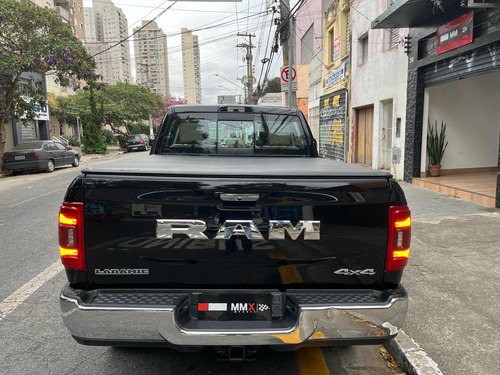 RAM Ram 3500 6.7 Laramie Cab. Dupla 4x4 Aut. 4p