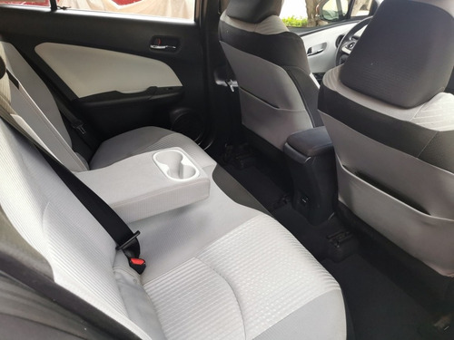 Imagen 9 de 10 de Toyota Prius 2016 1.8 Base Cvt
