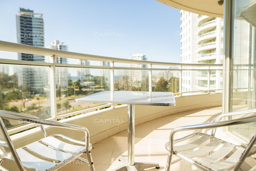 Imagen 1 de 19 de Apartamento En Venta 3 Dormitorios - Punta Del Este - Punta Del Este Roosevelt
