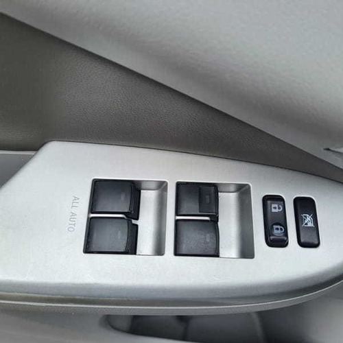 Imagem 13 de 15 de Toyota Corolla Gli 1.8 16v 2014