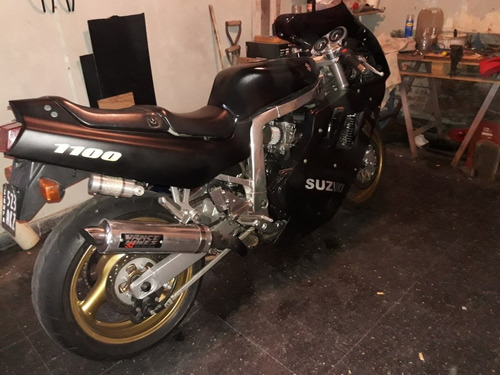 Suzuki Gsxr1100