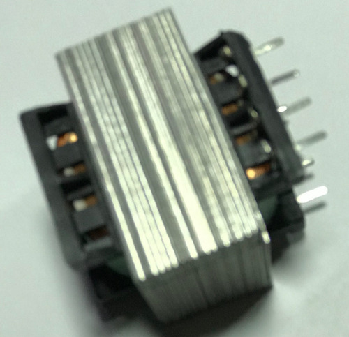 Imagem 1 de 2 de Transformador Terminais 110v/220v Saída 0-15v/0-15v 500ma