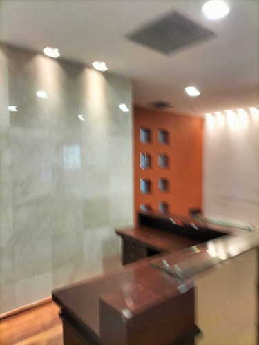 Renta Oficina 694 M2 Paseo De Los Laureles Bosques De Las Lomas