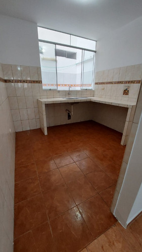 Imagen 3 de 13 de Alquiler Departamento 6 Ambientes Independientes Las Fresas Callao Dpto En Estado Renovado