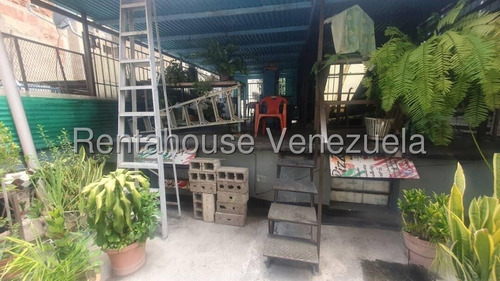 Te Lo Tengo Casa En Venta En Parr. Santa Teresa 25-8305 Mar