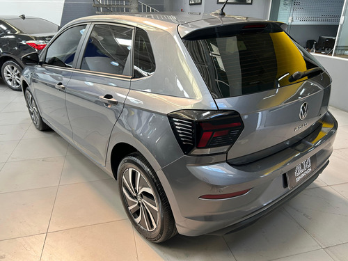 Volkswagen Polo Highline (Aut) (Flex)