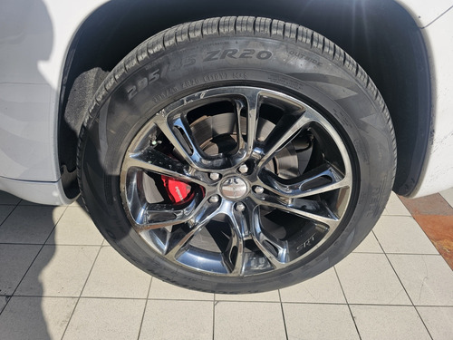 Jeep Grand Cherokee 6.4 Srt-8 Mt