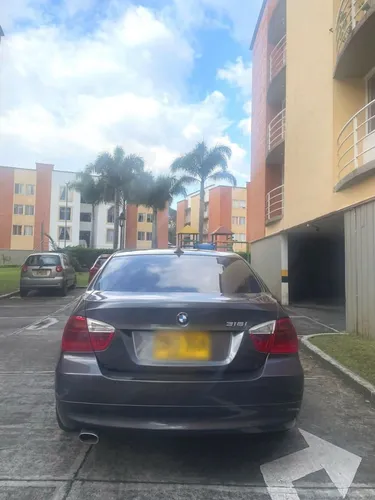 BMW 318i 2.0 318i E90 Lci