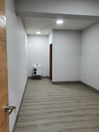 Consultorio U Oficina En Renta Obispado