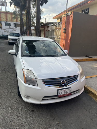 Nissan Sentra 2.0 Custom Cvt