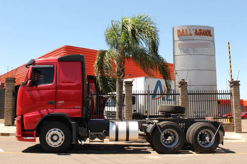 Imagem 1 de 11 de Volvo Fh460 6x2 2012 Vermelho