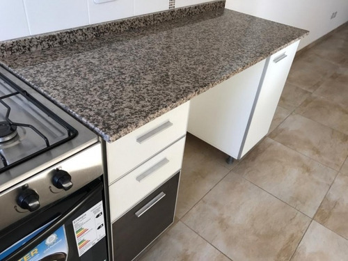 Imagen 4 de 11 de Venta Uergente !! Dos Ambientes Amplios En Excelente Estado