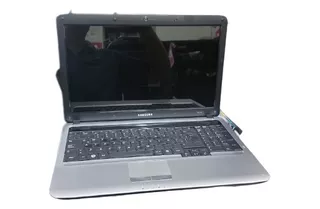 Remate Laptop Samsung Rv510 Negra Usado
