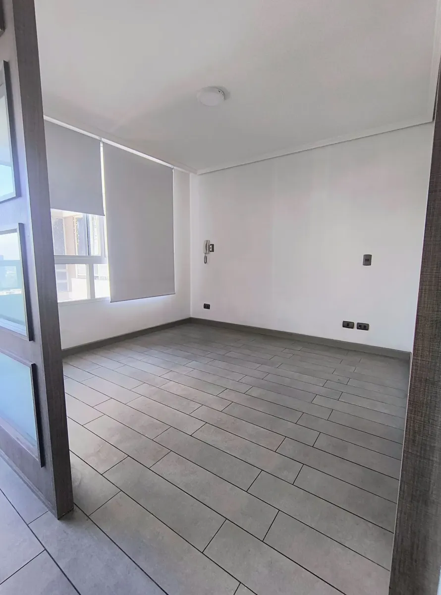 Imagen 5 de 14 de Metro Las Rejas, 1 Dormitorio, Con Estacionamiento Y Bodega