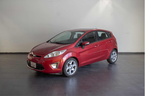 Ford Fiesta Kinetic 1.6 Design 120cv Titanium