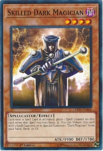 Mago Oscuro Hábil Comun Yugioh