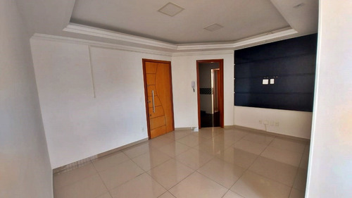Apartamento De 3 Quartos E 2 Vagas De Garagem Bairro Manacás - 1203