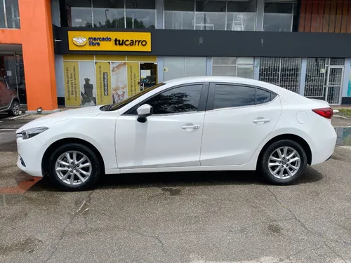 Mazda 3 2.0 Touring