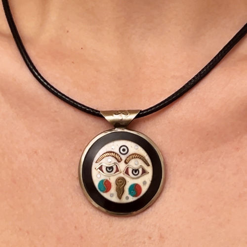 Ojos De Buda Nudo Infinito Om Nepal Doble Vajra Collar Negro