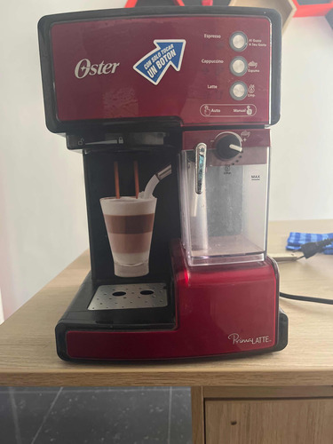 Cafetera Marca Oster Para Hacer Expresso,capuccino Y Latte