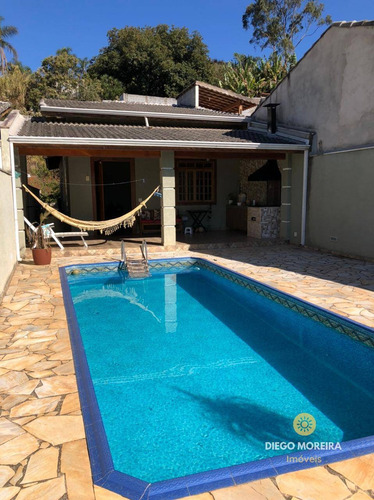 Imagem 4 de 15 de Casa À Venda Em Terra Preta Com Piscina - Cs309