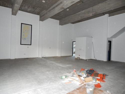 Imagen 4 de 9 de Local En Venta En Quilmes Oeste