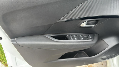 Peugeot 208 1.6 Feline Tiptronic