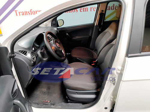Fiat Grand Siena 1.4 Attractive Flex 4p