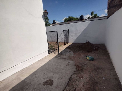 Imagen 6 de 10 de Villa Corina - Luis Vernet 2168 - Casa En Venta
