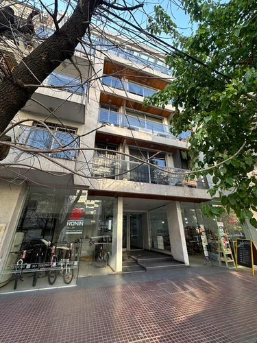 Se Vende Excelente Dpto De Un Dormitorio Y Dos Baños Estilo Duplex!!!!