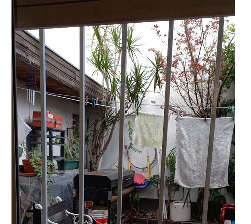 Imagen 16 de 17 de Lanus Oeste - Casa En Barrio Residencial A Metros Del Centro