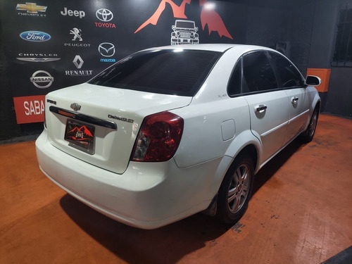 Imagen 4 de 13 de Chevrolet Optra