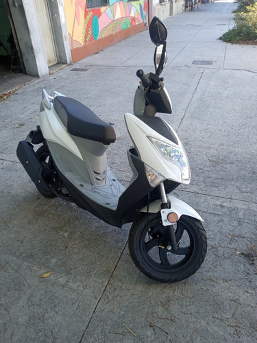 Motomel Fun Strato