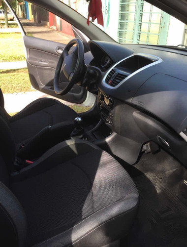 Peugeot 207 1.6 Feline 106cv 2013