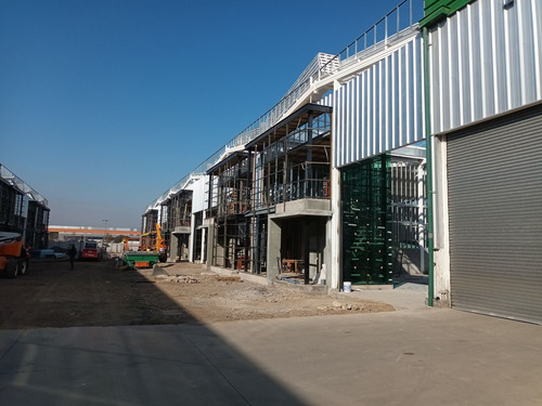 Imagen 4 de 30 de Venta Bodegas Industriales 493,77 M2 Con Oficinas, Panameri